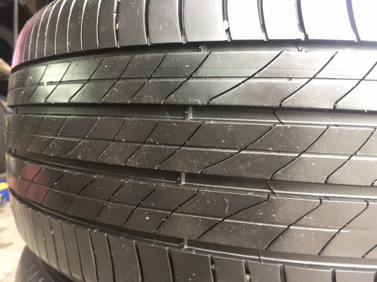MICHELIN PRIMACY 3ST 225-50-17 ปี16