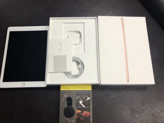 ขาย iPad (6th Generation) Wi-Fi + Cellular (ใส่ซิมได้)หน้าจอขนาด 9.7 นิ้ว สีทอง 128 GB มีใบเสร็จให้ด