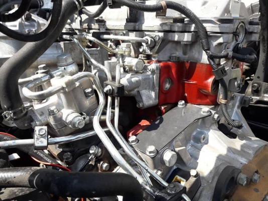 Hino FM8J เครื่อง 251 แรง สิบล้อหัวครัซซี สองเพลา มีระบบลากพ่วง #จะติดตั้งดัมพ์สามมิตรใหม่หรือกระบะล่อง มีสองคัน ปี 55 กับ ปี 57 สวยพร้อมใช้งาน #ราคาขายหัวครัซซี 1,600,000 บาท