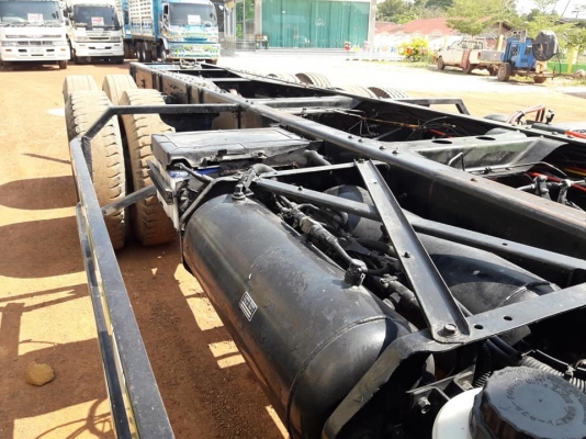 Hino FM8J เครื่อง 251 แรง สิบล้อหัวครัซซี สองเพลา มีระบบลากพ่วง #จะติดตั้งดัมพ์สามมิตรใหม่หรือกระบะล่อง มีสองคัน ปี 55 กับ ปี 57 สวยพร้อมใช้งาน #ราคาขายหัวครัซซี 1,600,000 บาท