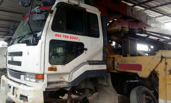 ขายรถปั๊มปูน 2 คัน 10 ล้อ และ 12 ล้อ ตามลำดับ คือ