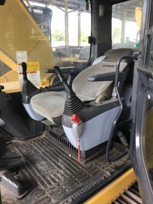 Komatsu PC200-8 รถเก่าญี่ปุ่น เครื่องดี สภาพสวย ไฟฟ้าเต็ม สนใจติดต่อ0813553478 คุณโย