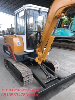 Yanmar YB351 รถนอกเก่าญี่ปุ่น เก็บสีแล้ว สภาพเครื่องปั๊มเดิมๆ แห้งสวย ไม่มีรั่วซึม สภาพพร้อมใช้งาน