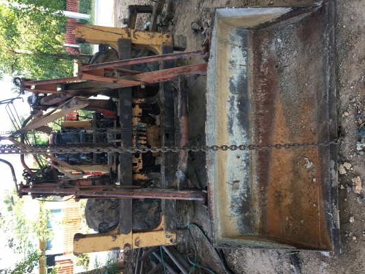 ขายคานตักใส่รถไถ 28,000 สนใจ0986599893