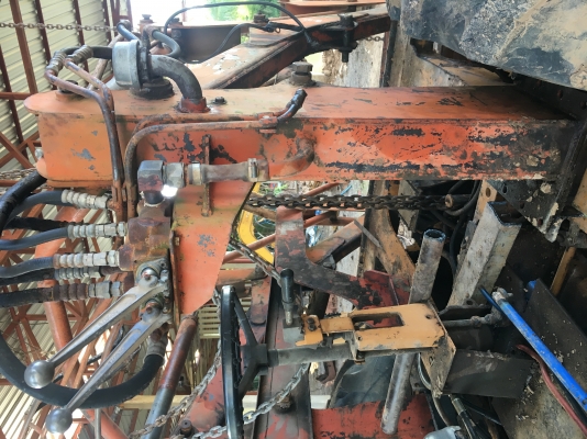 ขายคานตักใส่รถไถ 28,000 สนใจ0986599893