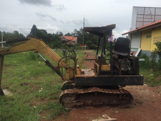 แบคโฮPc25 ราคา49000. ขายตาสภาพโทร085-4626640