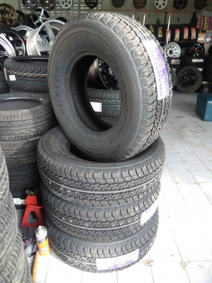 ยางใหม่ดันลอป 265-70-16 เส้นละ 3400 บาท