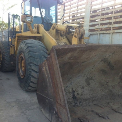 ขายรถตักล้อยาง KOMATSU WA400-1 เอกสารอินวอย รถเก่านอก ราคา 750000