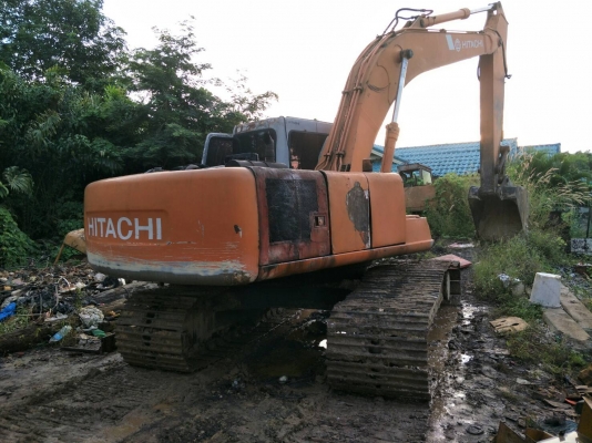 มี VDO ให้ชม.รถแบคโฮ HITACHI EX200-2 แอร์พร้อม ราคา 250000