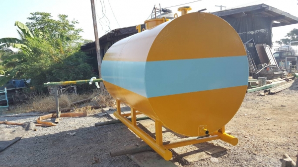 ถังน้ำมัน 4500 ลิตรเหล็กหนา มือสองสภาพสวยๆ ถังน้ำมัน 4500 ลิตรเหล็กหนา มือสองสภาพสวยๆ