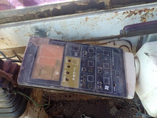 ขายแบคโฮ KOMATSU 200 รุ่น 5