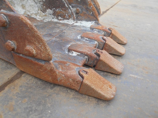 ขายรถขุด ยี่ห้อ KOMATSU รุ่น PC30UU-3