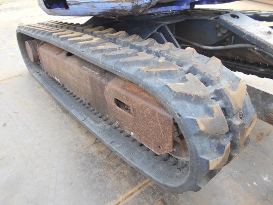 ขายรถขุด ยี่ห้อ KOMATSU รุ่น PC30UU-3