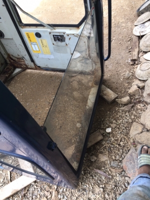 #ขายหัวเก๋งเก่านอก   ใส่รถขุด : KOBELCO SK024 ,SK027 ,SK032 ,SK042            ????ราคา. 45,000 บาท???? ☎️ สนใจติดต่อ. 096-3268553 (สถิตย์พันธ์) ???? ID LINE : 0963268553 ร้านรุ่งเจริญแทรกเตอร์. อำเภอพระพุทธบาท. จังหวัดสระบุรี