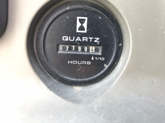 รถขุด KOBELCO SK135SR-1ES YY04 รถขุด KOBELCO SK135SR-1ES YY04