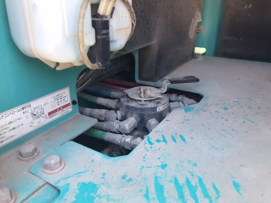 รถขุด KOBELCO SK200-8 YN12