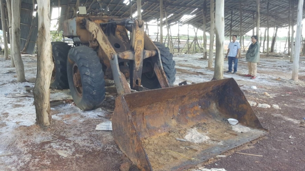 ขายตามสภาพ รถตัก KOMATSU JH30 เครื่องพัง เกียร์ดี ยางดี รถมีผุสนิมเยอะ ราคาต่อรองได้ ขายตามสภาพ รถตัก KOMATSU JH30 เครื่องพัง เกียร์ดี ยางดี รถมีผุสนิมเยอะ ราคาต่อรองได้