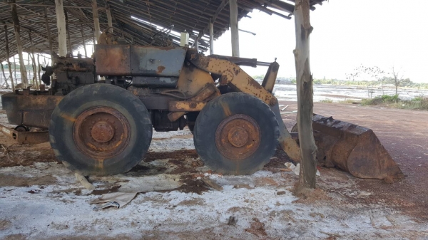 ขายตามสภาพ รถตัก KOMATSU JH30 เครื่องพัง เกียร์ดี ยางดี รถมีผุสนิมเยอะ ราคาต่อรองได้ ขายตามสภาพ รถตัก KOMATSU JH30 เครื่องพัง เกียร์ดี ยางดี รถมีผุสนิมเยอะ ราคาต่อรองได้