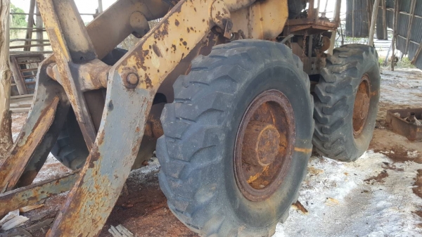 ขายตามสภาพ รถตัก KOMATSU JH30 เครื่องพัง เกียร์ดี ยางดี รถมีผุสนิมเยอะ ราคาต่อรองได้ ขายตามสภาพ รถตัก KOMATSU JH30 เครื่องพัง เกียร์ดี ยางดี รถมีผุสนิมเยอะ ราคาต่อรองได้