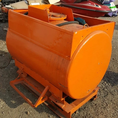 ถังน้ำมันพร้อมหัวจ่าย 500 ลิตร เก่าญี่ปุ่น