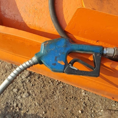 ถังน้ำมันพร้อมหัวจ่าย 500 ลิตร เก่าญี่ปุ่น