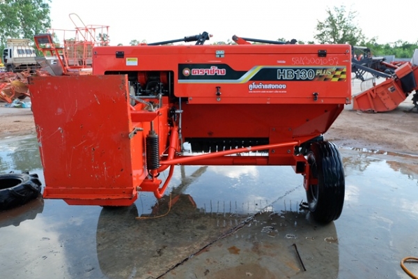 มาแล้วจ้าเครื่องอัดฟางมือสอง  HB 130 PLUS L5018 ราคา 240,000 บาท จ้า สนใจ โทรเลย  089-0111624