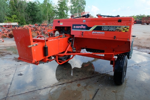 มาแล้วจ้าเครื่องอัดฟางมือสอง  HB 130 PLUS L5018 ราคา 240,000 บาท จ้า สนใจ โทรเลย  089-0111624