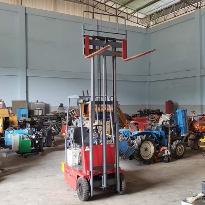 รถฟอร์คลิฟต์ไฟฟ้าเก่าญี่ปุ่น NICHIYU F05D250S 500 กิโล ยกสูง 2.5 เมตร ยางตัน ยังไม่เคยใช้งานในไทย รถฟอร์คลิฟต์ไฟฟ้าเก่าญี่ปุ่น NICHIYU F05D250S 500 กิโล ยกสูง 2.5 เมตร ยางตัน ยังไม่เคยใช้งานในไทย