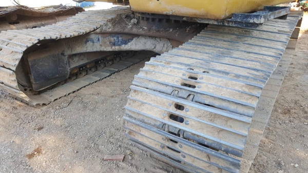 ขาย แบคโฮ CAT 320D เล่มทะเบียนครบ เครื่องดี ปั้มดี ช่วงล่างเต็ม ราคาต่อรองได้