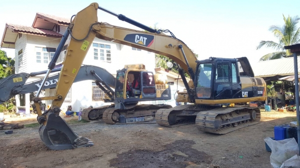 ขาย แบคโฮ CAT 320D เล่มทะเบียนครบ เครื่องดี ปั้มดี ช่วงล่างเต็ม ราคาต่อรองได้