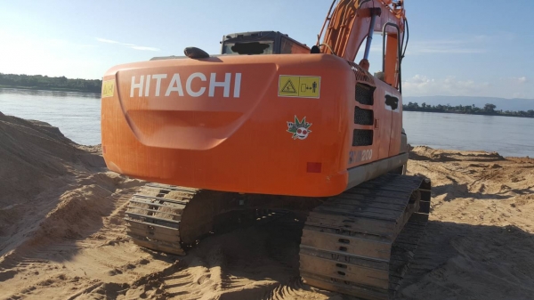 ขาย แบคโฮ HITACHI ZX200-5G เล่มทะเบียนครบ รถสวยเต็มทุกระบบ แอร์เย็น