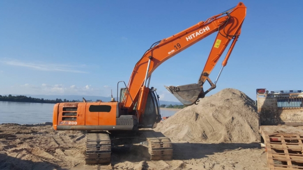 ขาย แบคโฮ HITACHI ZX200-5G เล่มทะเบียนครบ รถสวยเต็มทุกระบบ แอร์เย็น