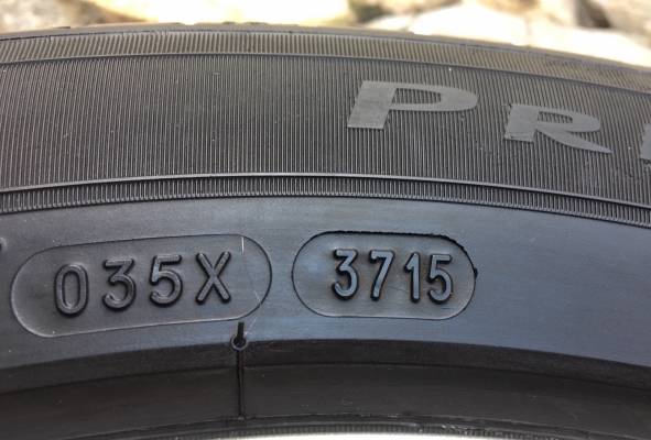 ล้อแม็ก Nissan Juke ขอบ17 พร้อมยาง 215-55-17 Michelin ปลายปี 15