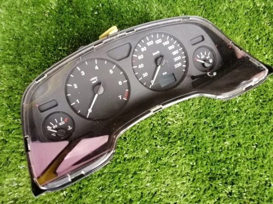 อะไหล่ Chevrolet Zafira และ Subaru Traviq