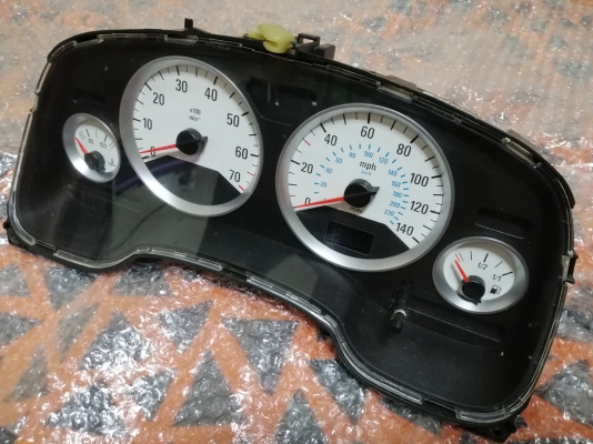 อะไหล่ Chevrolet Zafira และ Subaru Traviq