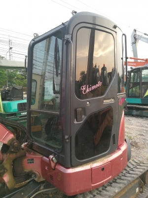 ถึงไทยแล้วจ้า KOMATSU PC 30MR-3 นำเข้าจากญี่ปุ่นโดยตรง ชั่วโมงทำงานน้อย พร้อมตู้เก๋งสวยๆ โทร.086-303-9797 กู๋อ๋า