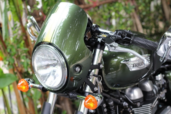 ฟรีดาวน์ Triumph Thruxton900 ปี 2016 ฟรีดาวน์ ออกรถไม่เสียเงิน ฟรีดาวน์ Triumph Thruxton900 ปี 2016 ฟรีดาวน์ ออกรถไม่เสียเงิน