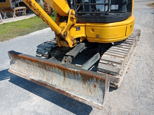 มาใหม่ ถึงไทยแล้วคับ KOMATSU PC 30MR-2 จากญี่ปุ่น 800ชั่วโมง สวยมาก โทร.090-986-2521 อ๊อบ