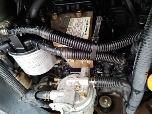 ขาย KOMATSU PC 30MR-2 นำเข้าจากญี่ปุ่นโดยตรง ชั่วโมงทำงานน้อย พร้อมตู้เก๋งสวยๆ โทร.090-986-2521 อ๊อบ