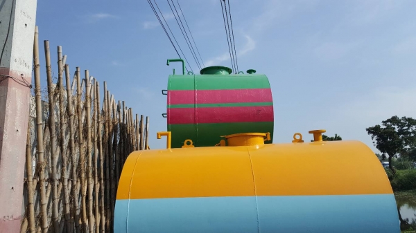 ถังน้ำมันขนาด 6000 ลิตรสีฟ้า ถังน้ำมันขนาด 6000 ลิตรสีฟ้า