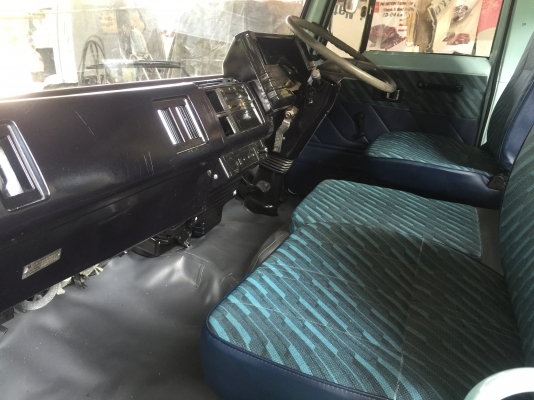 ขาย หัวเก๋ง ISUZU  Rocky  สภาพนางฟ้า  มีตู้แอร์  เท้าเหยียบทิฟฟี่  ขาดีดหน้า-หลัง กันชน  อุปกรณ์ครบ