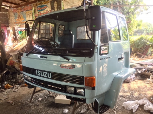 ขาย หัวเก๋ง ISUZU  Rocky  สภาพนางฟ้า  มีตู้แอร์  เท้าเหยียบทิฟฟี่  ขาดีดหน้า-หลัง กันชน  อุปกรณ์ครบ