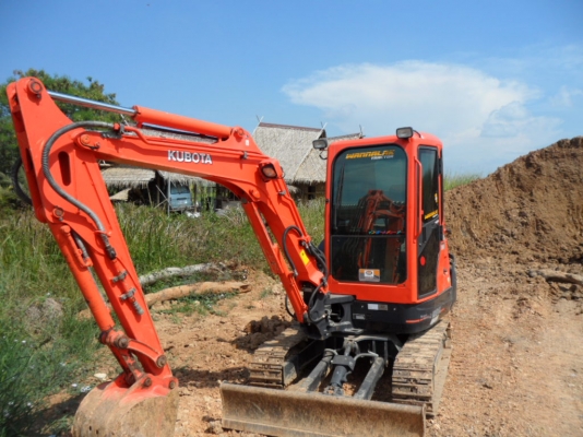 KX913 KUBOTA ชั่วโมงทำงานแค่1,7XXราคา840.000สนใจโทรนะ 081-989-1989 หรั่งครับ