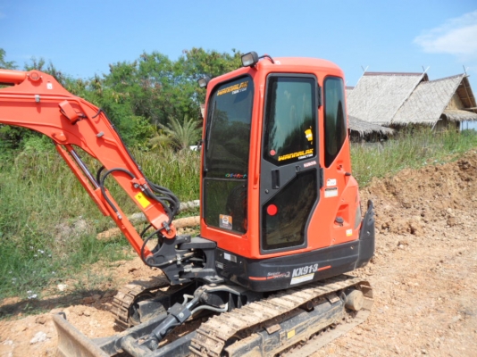 KX913 KUBOTA ชั่วโมงทำงานแค่1,7XXราคา840.000สนใจโทรนะ 081-989-1989 หรั่งครับ