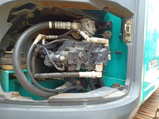 ขายจ้า..KOBELCO SK125SR   YV05  ปี2009  เก่านอกแท้  สภาพสวย  เดิมๆๆ  6,xxxชั่วโมง  พร้อมใช้  โทร  089-3818694  จ๊อย