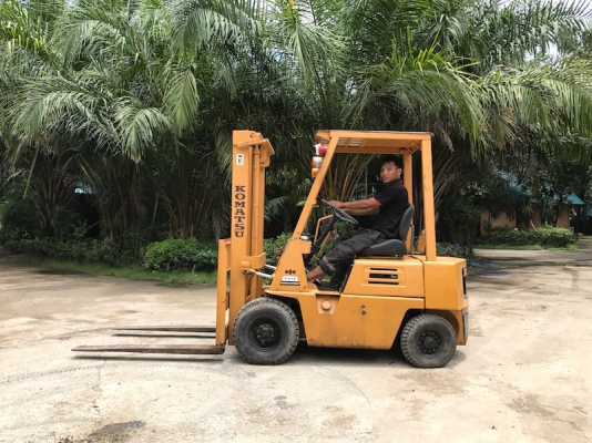 ขายFORKLIFT KOMATSU FG15-12(1.5ตัน) สวยเดิมจากญี่ปุ่น ยังไม่เคยใช้ในไทย 99,000เท่านั้น!!