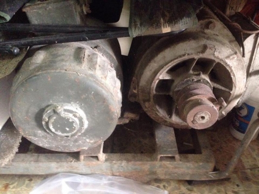 ขายเหมาเครื่องดัดเหล็ก 2 ตัว ตัวใหญ่ไฟ 3 เฟส ตัวเล็กไฟ 220 เหมา 2ตัว 120,000.-บาท ราคาต่อรองได้ Tel. 086-800-3700 k.วรเทพ