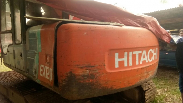 รถแบคโฮ HITACHI EX120-2