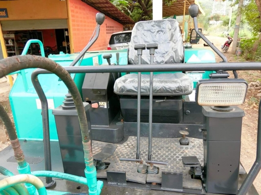 ขายรถขุด ยี่ห้อ : KOBELCO แบบ : SK032   รถเก่านอกแท้ เอกสารใบอินวอย เครื่องดีระบบดี รถไม่เคยผ่านการใช้งานในไทย100\% ช่วงล่างแน่น    สนใจโทร : 099-907-9273 กิ๊ฟ กมลชนก   สนใจโทร : 099-907-3356 ช่างบัง   ไอดี ไลน์ : gift9273 (หรือ บันทึกเบอร์)   เพจร้าน : จำ