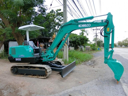 ขายรถขุด ยี่ห้อ : KOBELCO แบบ : SK032   รถเก่านอกแท้ เอกสารใบอินวอย เครื่องดีระบบดี รถไม่เคยผ่านการใช้งานในไทย100\% ช่วงล่างแน่น    สนใจโทร : 099-907-9273 กิ๊ฟ กมลชนก   สนใจโทร : 099-907-3356 ช่างบัง   ไอดี ไลน์ : gift9273 (หรือ บันทึกเบอร์)   เพจร้าน : จำ